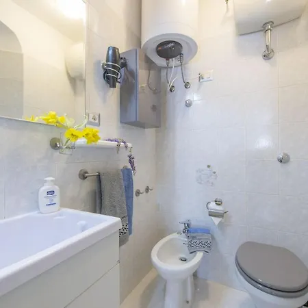 Sleeps 4 Amalfi